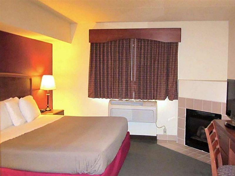 Americinn Lodge & Suites Of Appleton Buitenkant foto