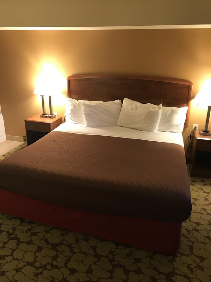 Americinn Lodge & Suites Of Appleton Buitenkant foto